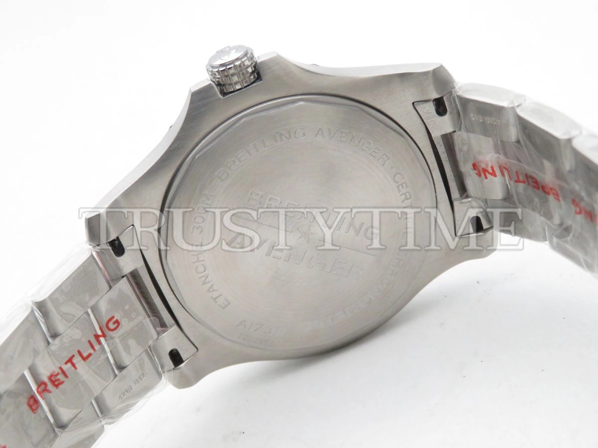Копия часов Breitling Avenger Automatic 43 A17318101C1A1