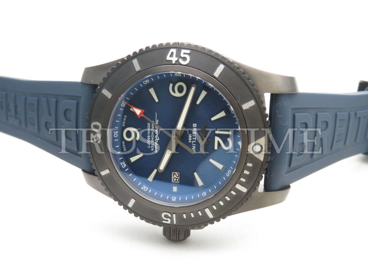 Копия часов Breitling Superocean Automatic 46 M17368D71C1S1