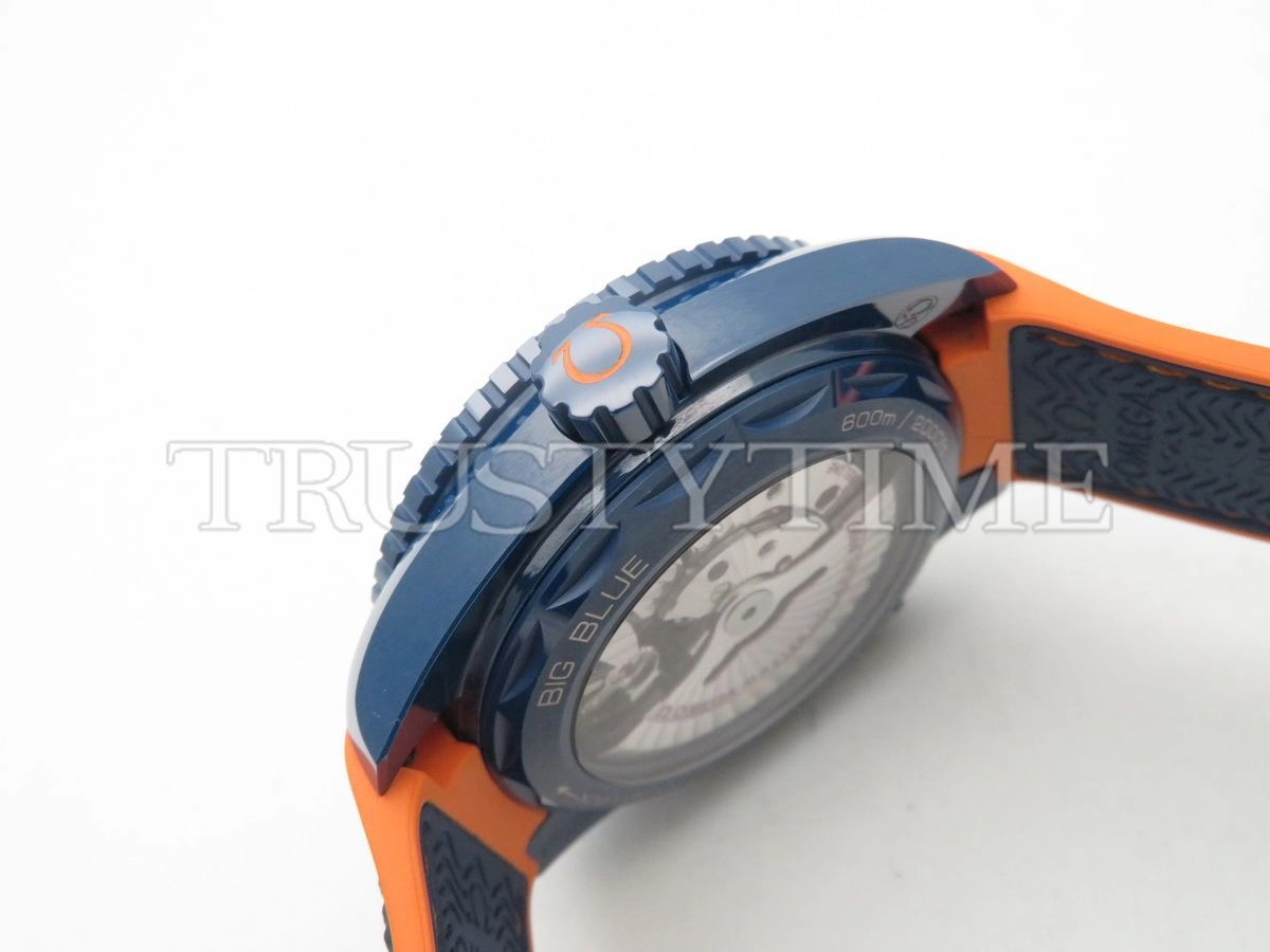 Копия часов Omega Seamaster Planet Ocean 600m Co‑Axial Master Chronometer GMT Big Blue 45,5mm 215.92.46.22.03.001