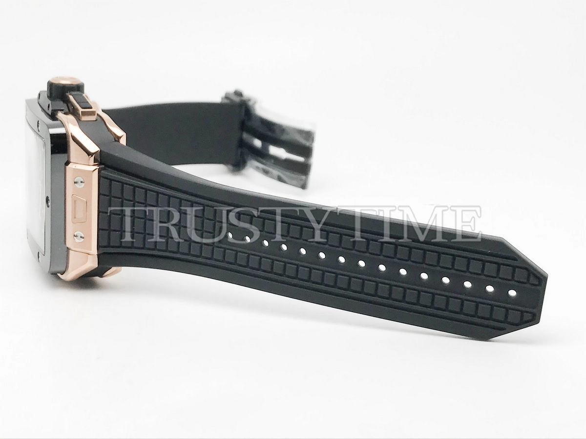 Копия часов Hublot Square Bang Unico King Gold Ceramic 821.OM.0180.RX