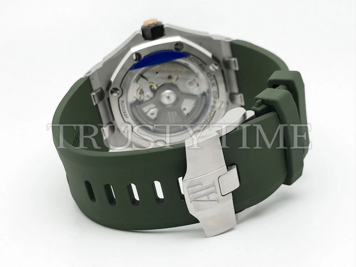 Копия часов Audemars Piguet Royal Oak Offshore Diver 15720ST.OO.A052CA.01