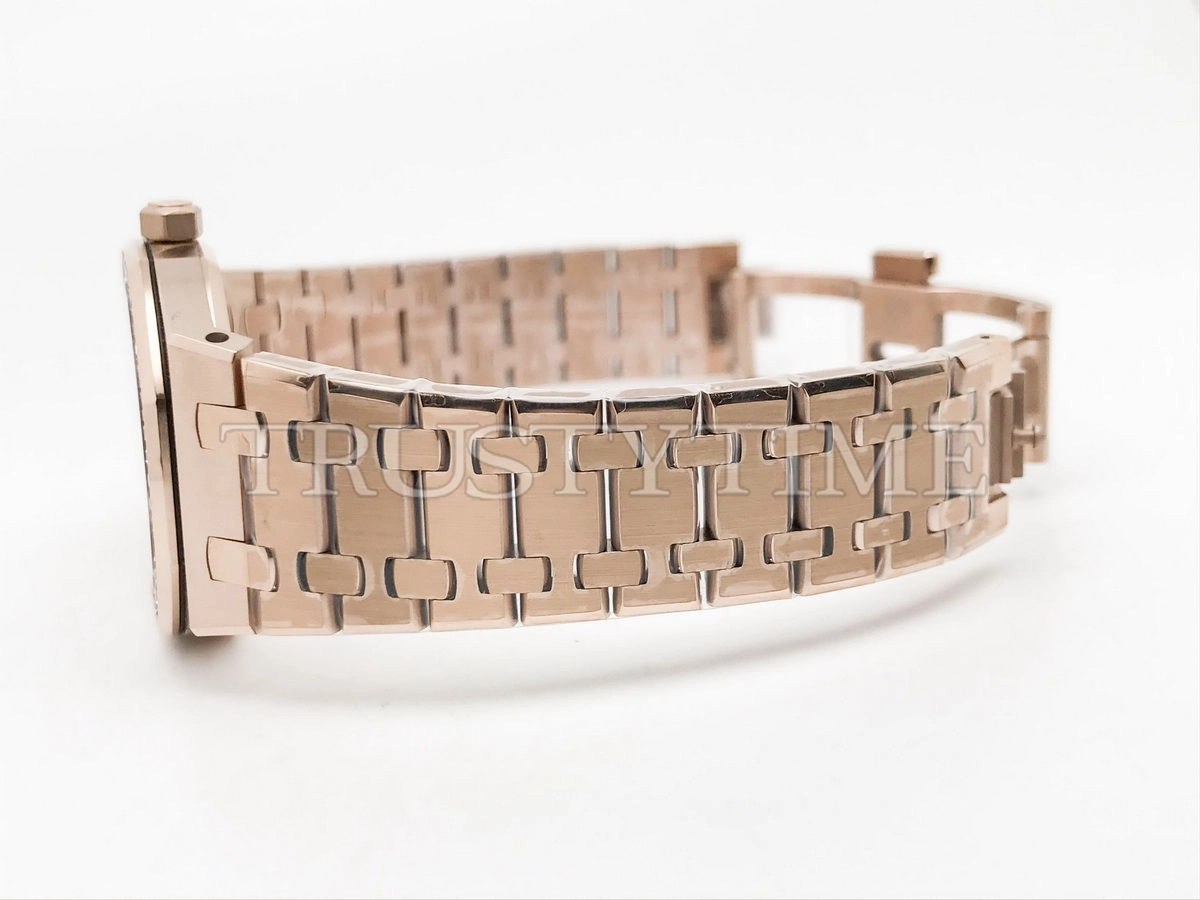 Копия часов Audemars Piguet Royal Oak Ladies 33mm 67651OR.ZZ.1261OR.02