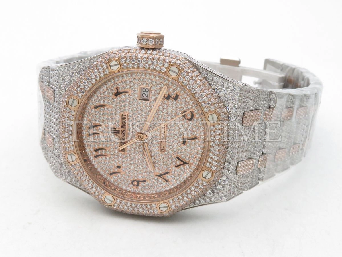 Копия часов Audemars Piguet Royal Oak 15400 Full Diamond