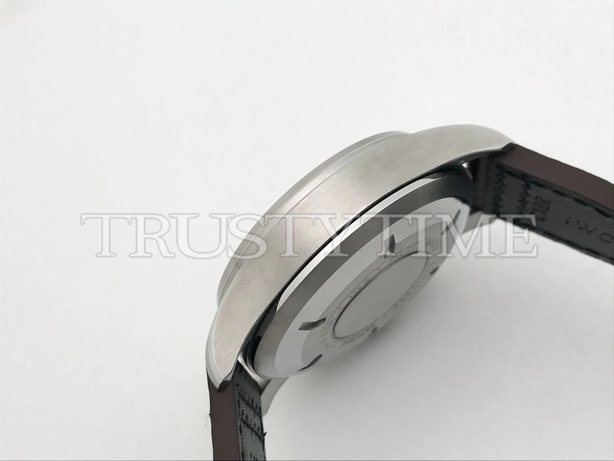 Копия часов IWC Pilot's Watch Chronograph 43mm  IW377730