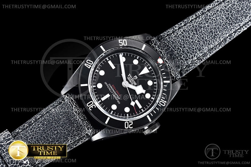 Tudor Heritage Black Bay Dark 41mm M79230DK-0007 Tudor Heritage Black Bay Dark 41mm M79230DK-0007
