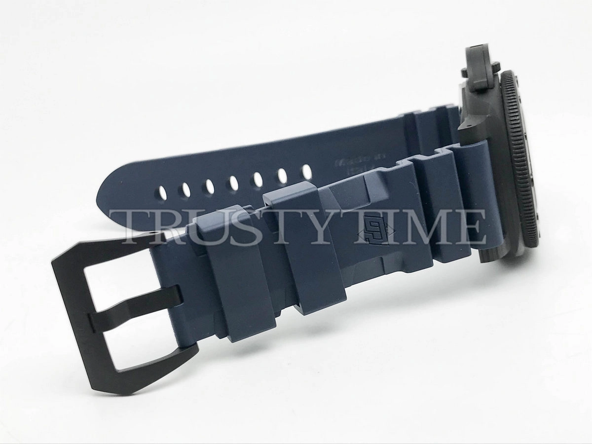 Копия часов Panerai Submersible QuarantaQuattro Carbotech Blu Abisso 44mm PAM01232