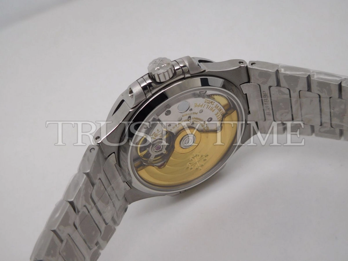Копия часов Patek Philippe Nautilus Lades 34mm 7018/1A-010