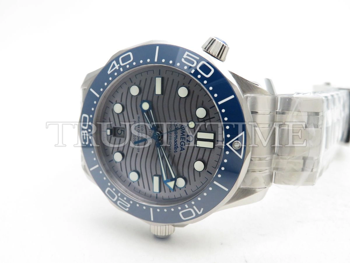 Копия часов Omega Seamaster Diver 300m Co-axial Chronometer 42mm 210.30.42.20.06.001