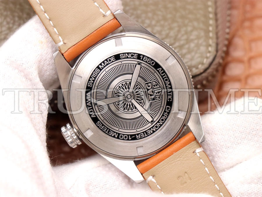 Копия часов Tag Heuer Autavia Isograph Calibre 5 42mm WBE5111.FC8267