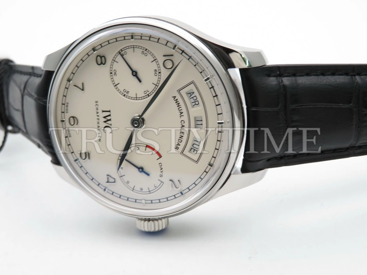 Реплика часов IWC Portugieser Annual Calendar 44mm IW503501 Арт.IW-0615 Копия часов IWC Portugieser Annual Calendar 44mm IW503501 Арт.IW-0615