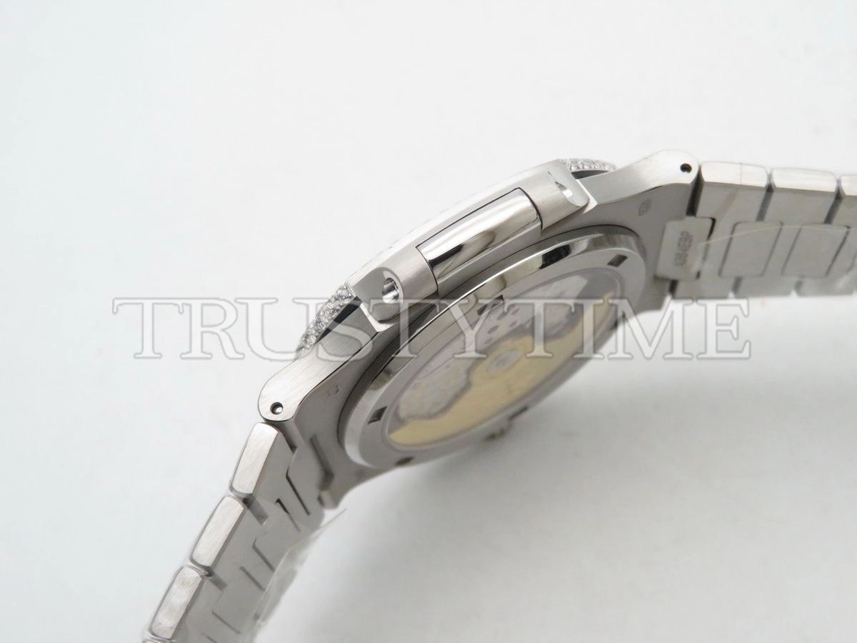 Копия часов Patek Philippe Nautilus 40mm 5719/1G-001