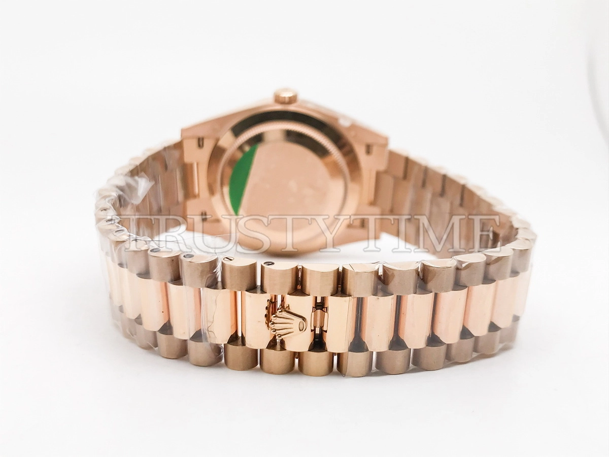 Копия часов Rolex Day-Date 40mm 228235-0002
