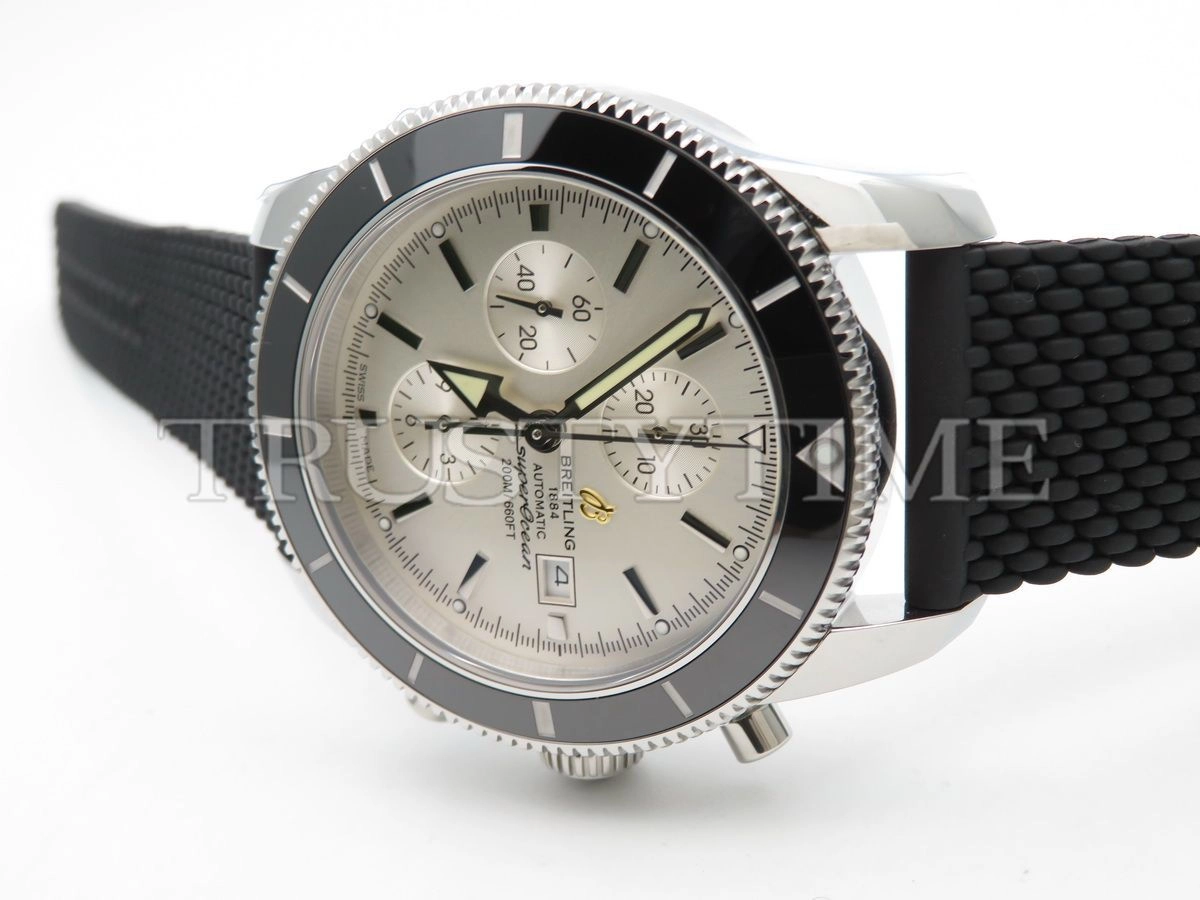 Копия часов Breitling Superocean Heritage Chronograph 46 A1332024/G698/201S