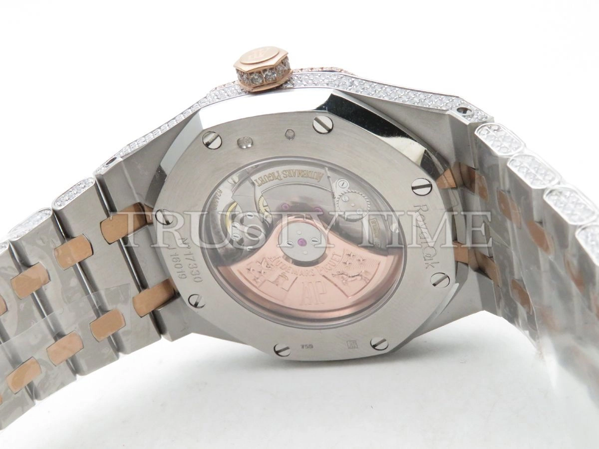 Копия часов Audemars Piguet Royal Oak 15400 Full Diamond