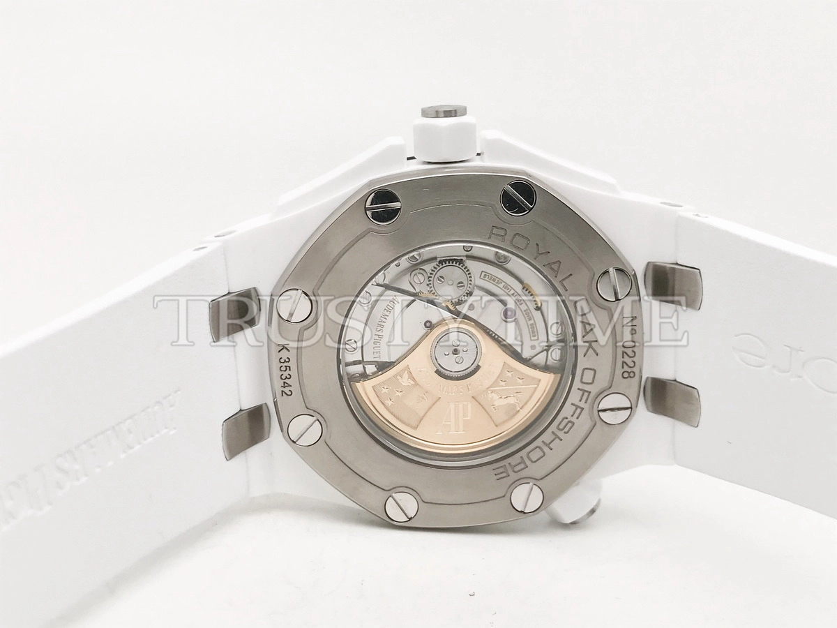 Копия часов Audemars Piguet Royal Oak Offshore Diver 15707CB.OO.A010CA.01