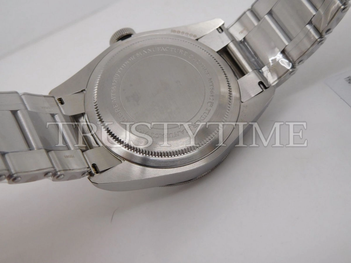 Копия часов Tudor Heritage Black Bay 41mm M79730-0001