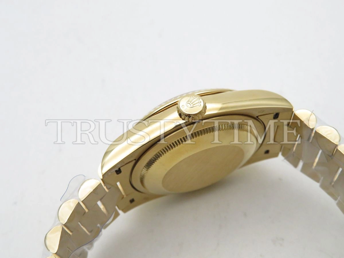 Копия часов Rolex Day-Date 36mm 128238-0081