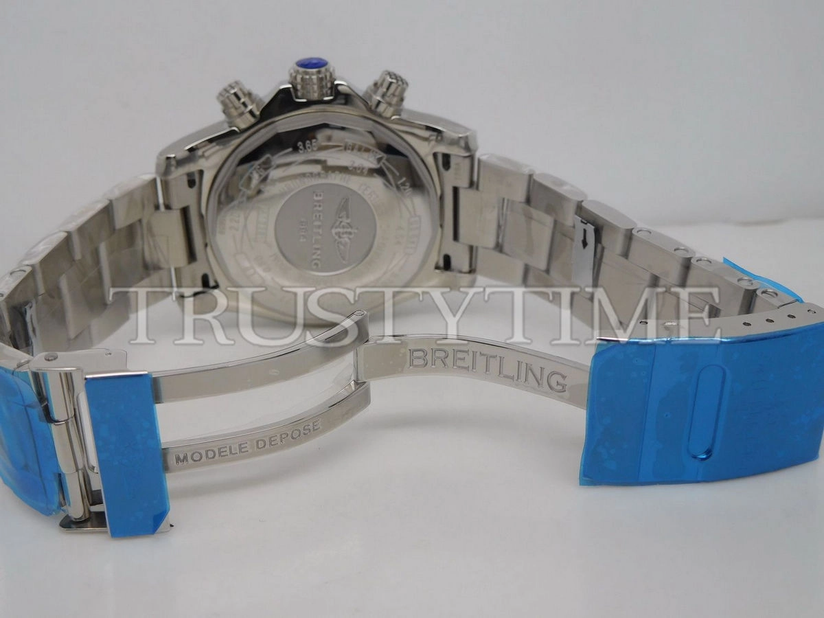 Копия часов Breitling Avenger II Chronograph 43 A13381111C1A1