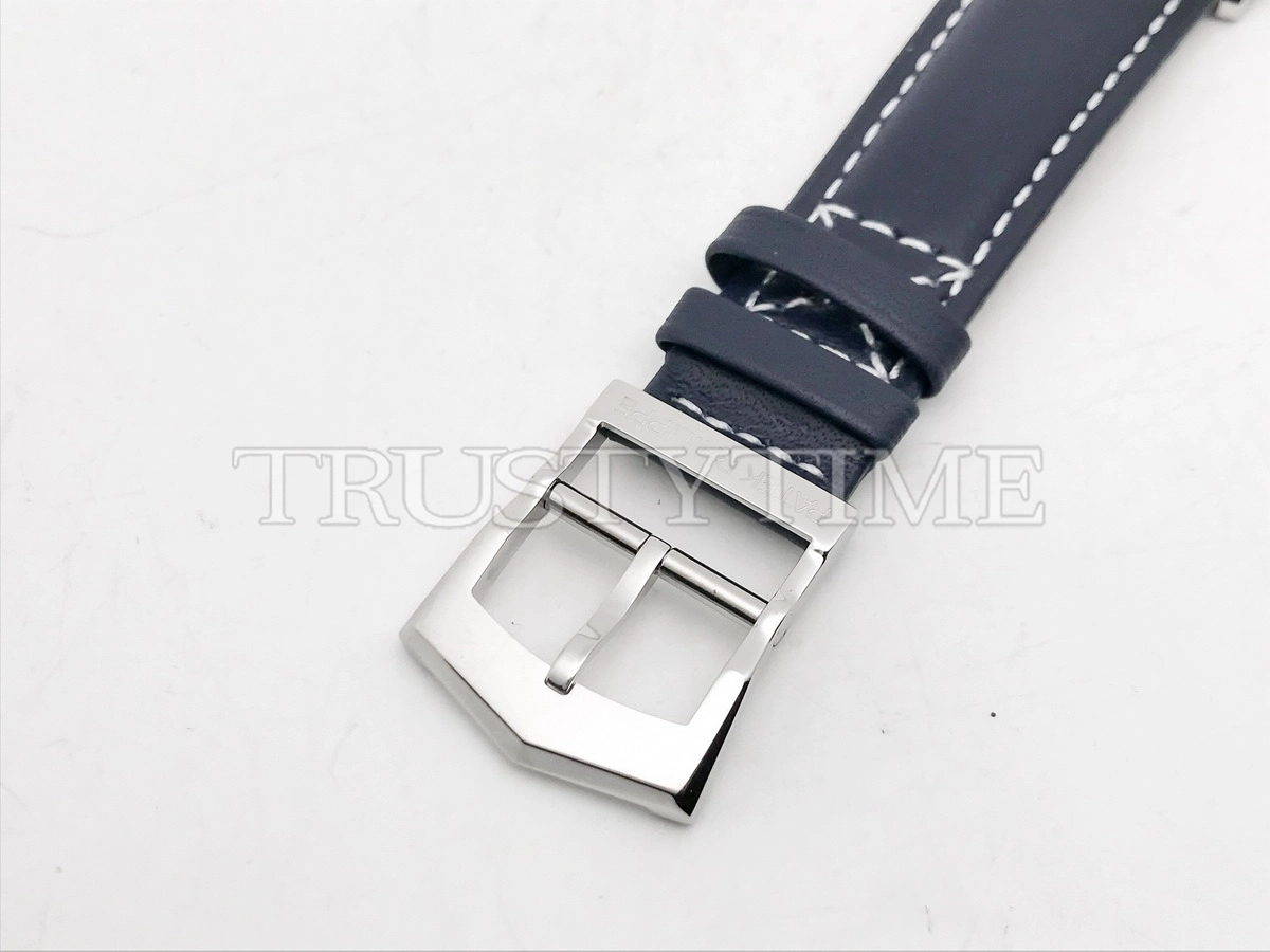 Копия часов Patek Philippe Calatrava Pilot Travel Time 42mm 7234G-001