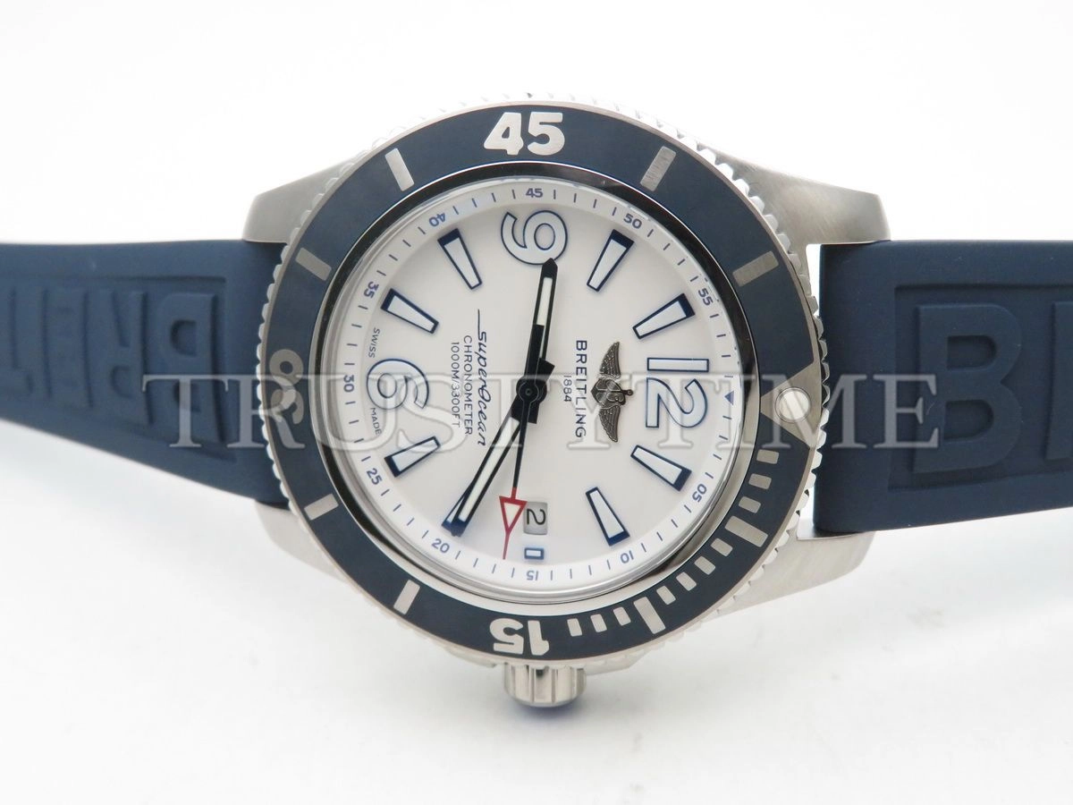 Копия часов Breitling Superocean Automatic 44 A17366D81A1S1