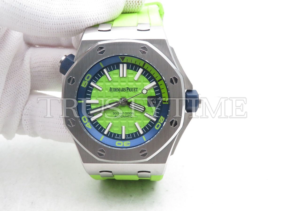 Копия часов Audemars Piguet Royal Oak Offshore Diver 15710ST.OO.A038CA.01