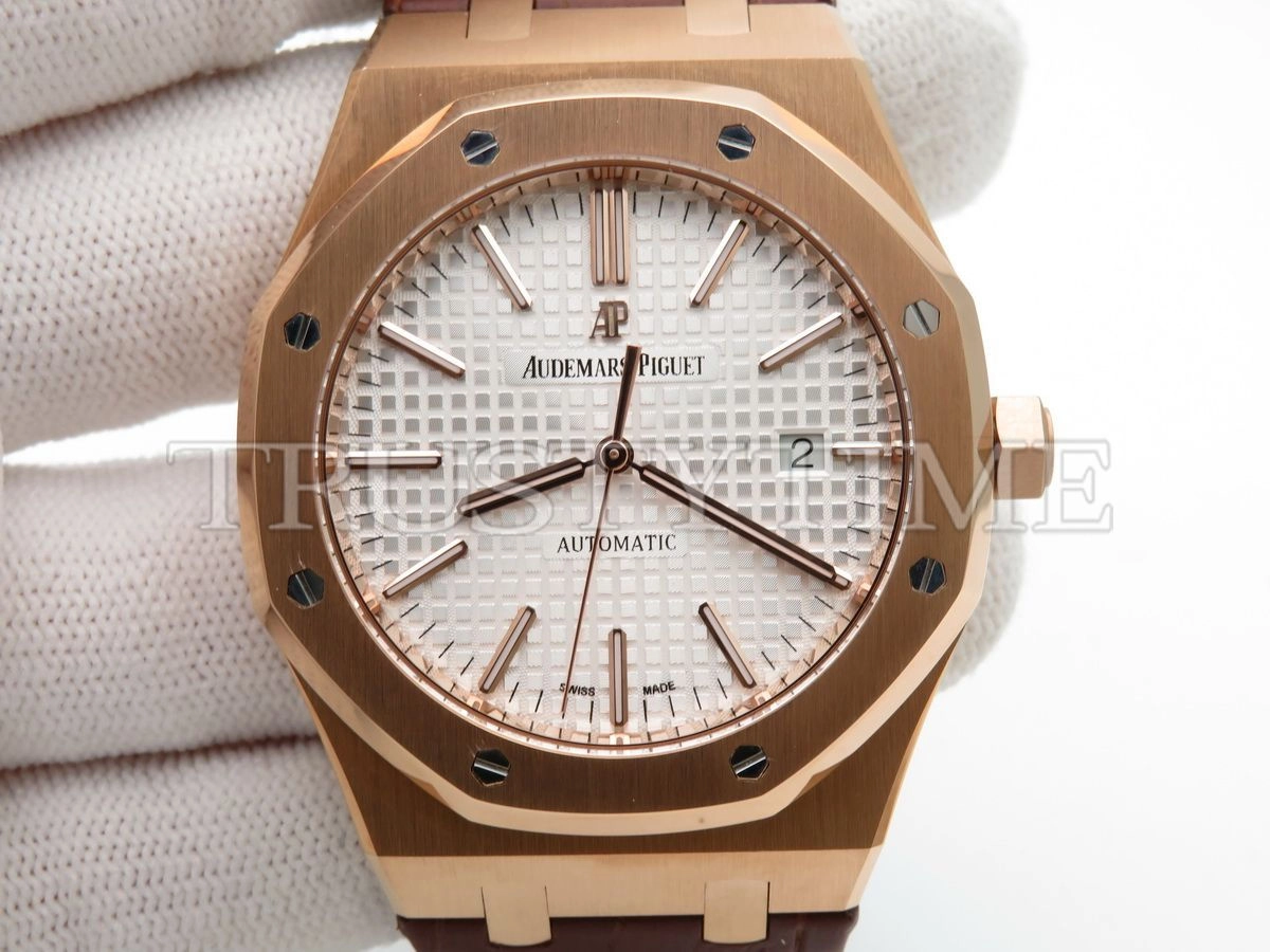 Копия часов Audemars Piguet Royal Oak Automatic II 15400OR.OO.D088CR.01