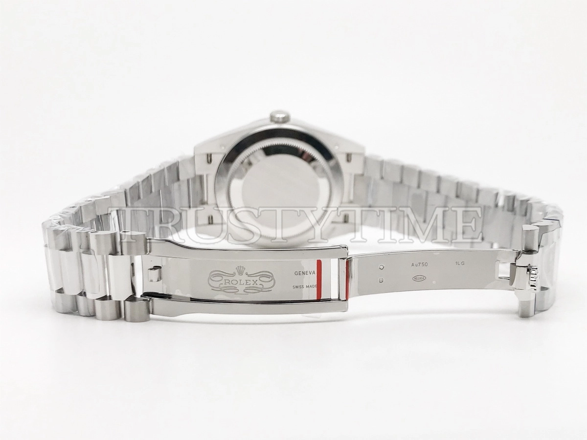 Копия часов Rolex Day-Date 40mm 228239-0076