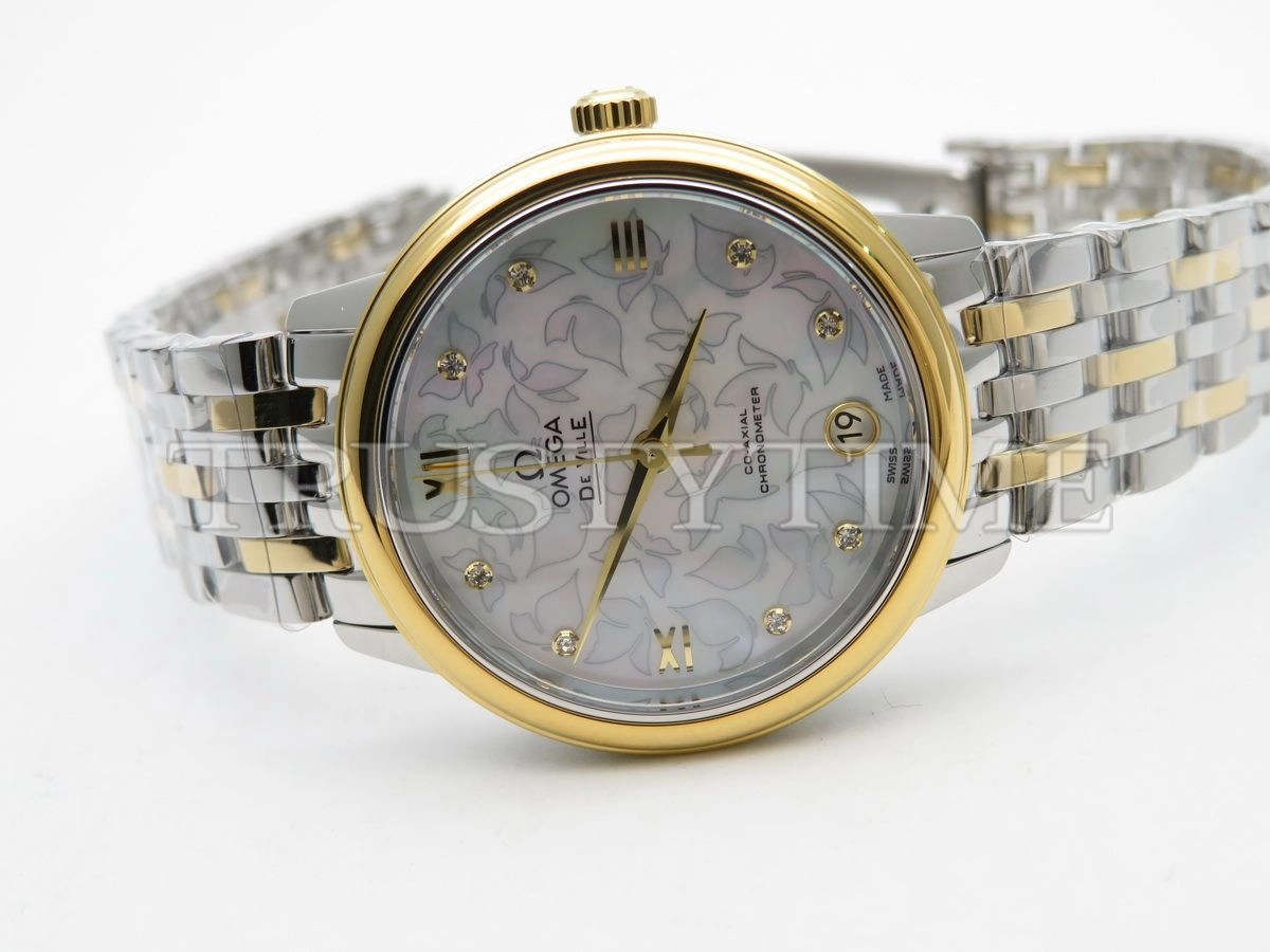 Копия часов Omega De Ville Prestige Co‑Axial Chronometer Butterfly 32mm 424.20.33.20.55.002