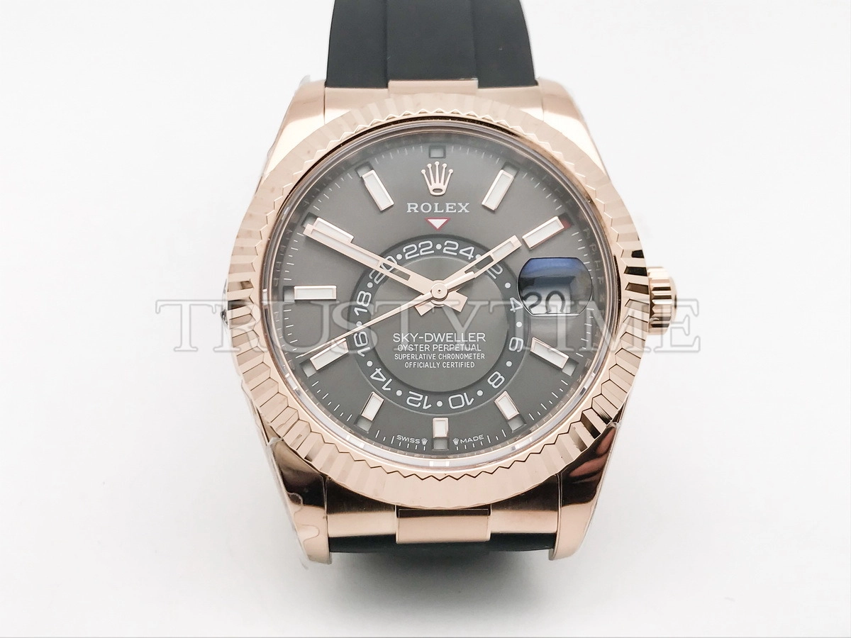 Копия часов Rolex Sky-Dweller 42mm 336235-0004