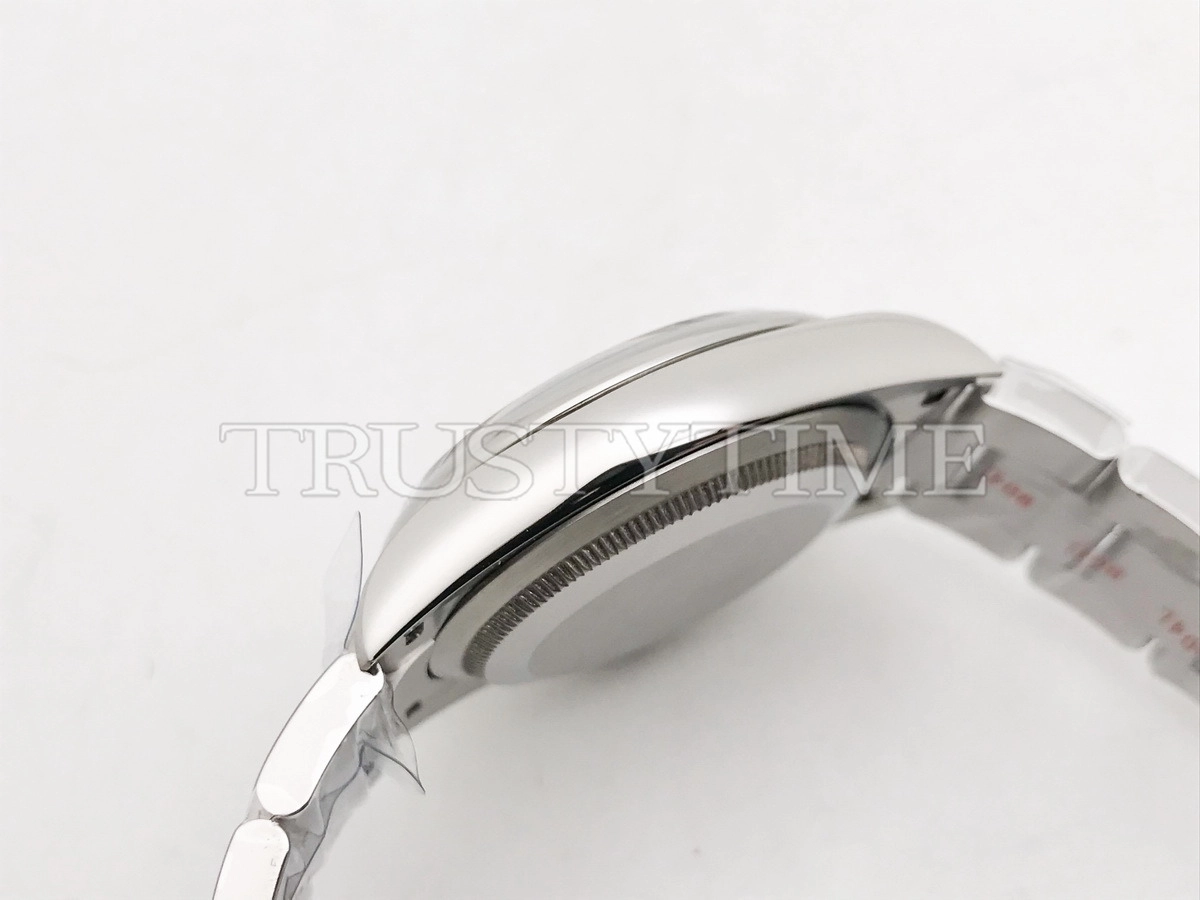 Копия часов Rolex Oyster Perpetual 36mm 126000-0012