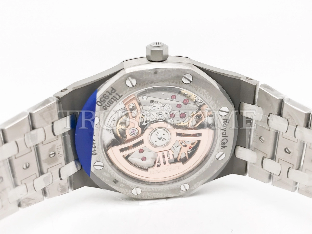 Реплика часов Audemars Piguet Royal Oak Jumbo Extra-Thin Titanium 16202XT.OO.1240XT.01 Арт.AP-1207 Копия часов Audemars Piguet Royal Oak Jumbo Extra-Thin Titanium 16202XT.OO.1240XT.01 Арт.AP-1207