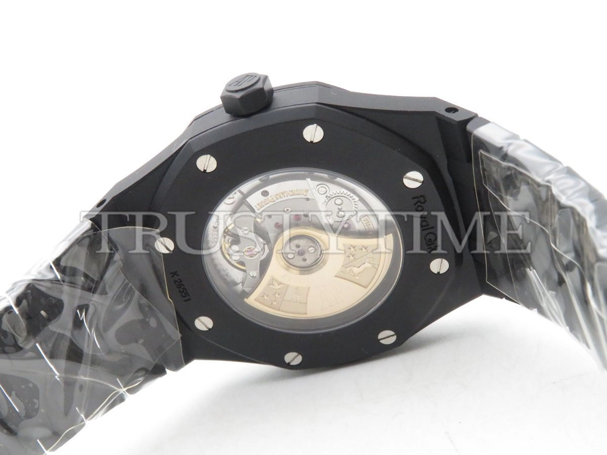 Копия часов Audemars Piguet Royal Oak Black Venom Custom 15400 White