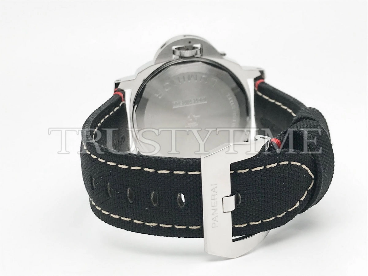Копия часов Panerai Luminor Luna Rossa 44mm PAM01342