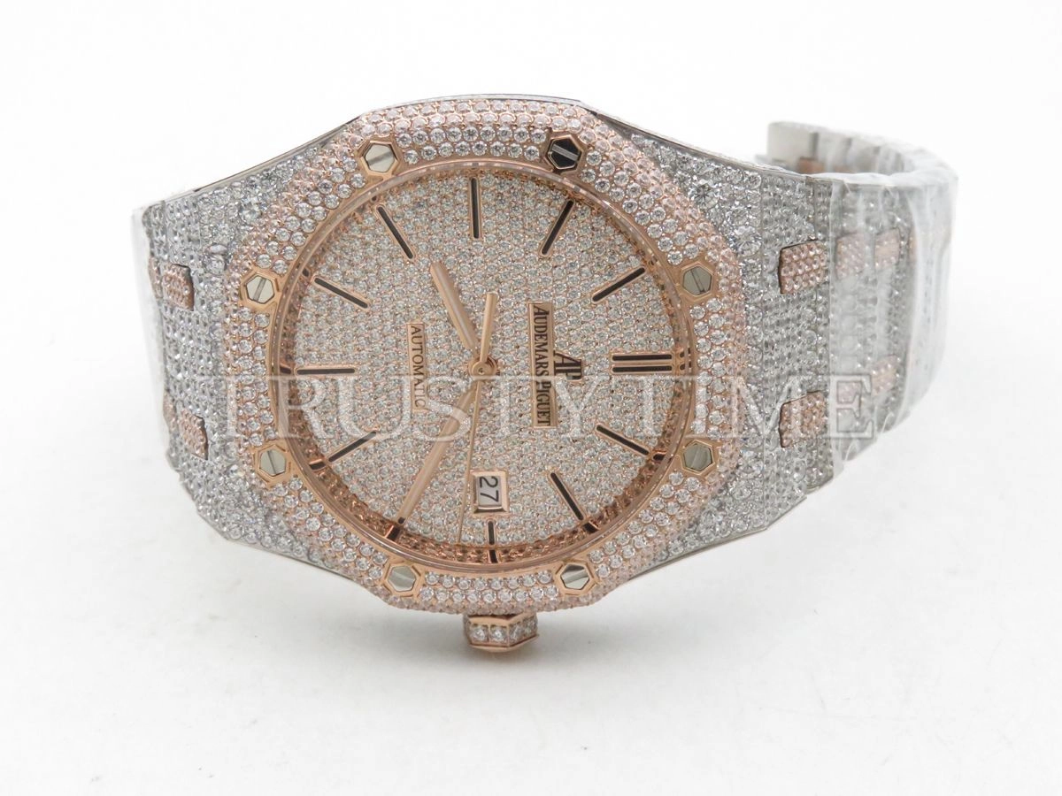Копия часов Audemars Piguet Royal Oak 15400 Full Diamond