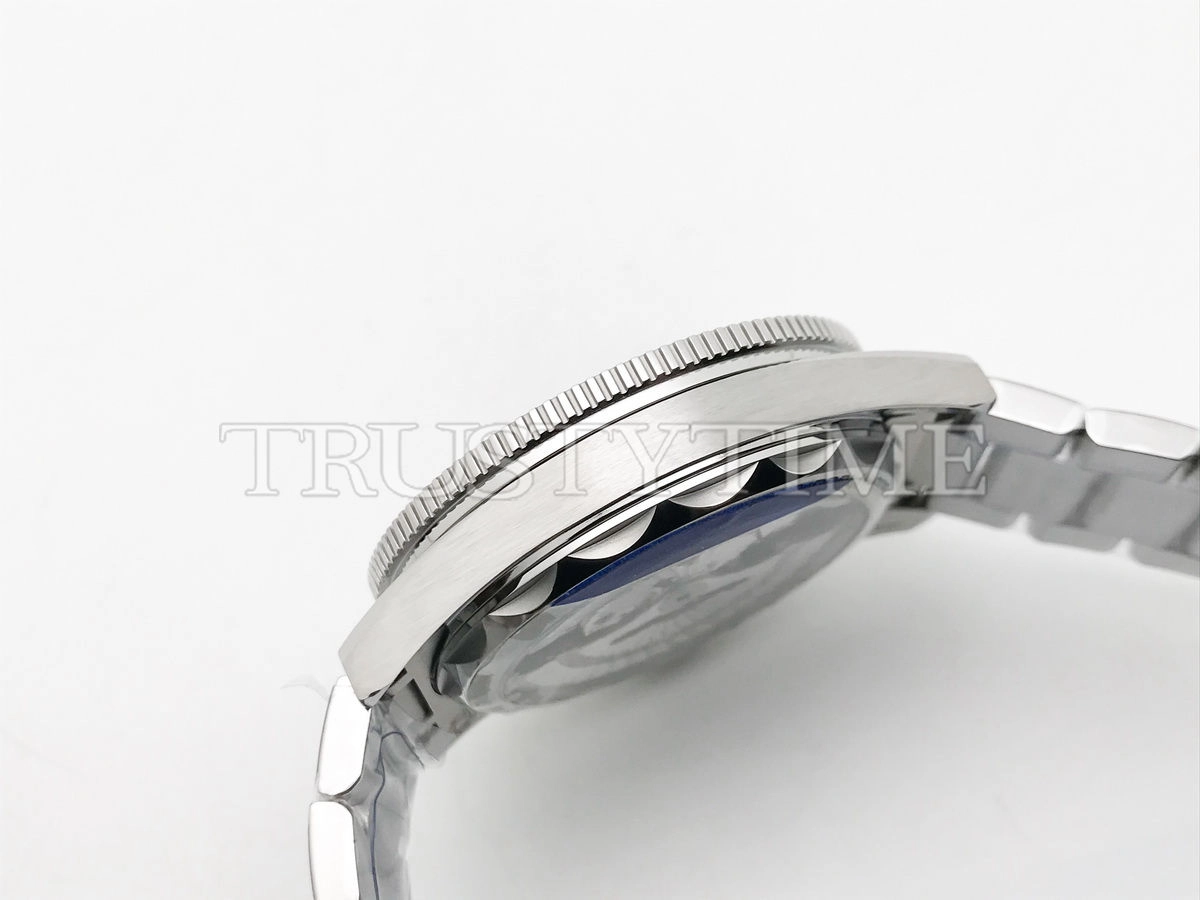 Копия часов Omega Seamaster 300m 41mm 234.30.41.21.01.001