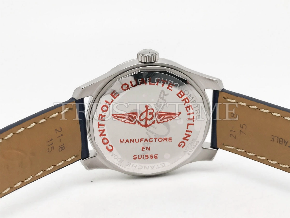 Копия часов Breitling Aviator 8 Automatic 41 A17315101C1X2