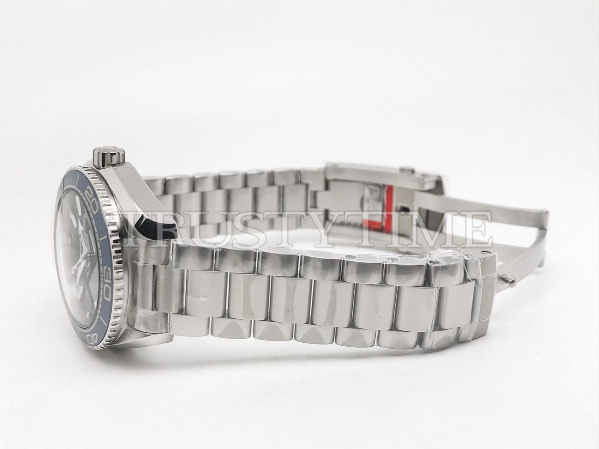 Копия часов Omega Seamaster Planet Ocean 600m Co‑Axial Master Chronometer 39,5 mm 215.30.40.20.03.001