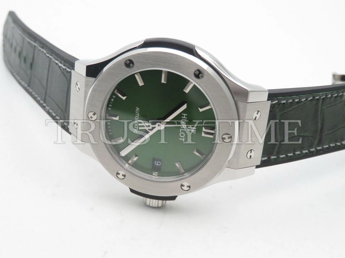 Копия часов Hublot Classic Fusion 38mm 565.NX.8970.LR