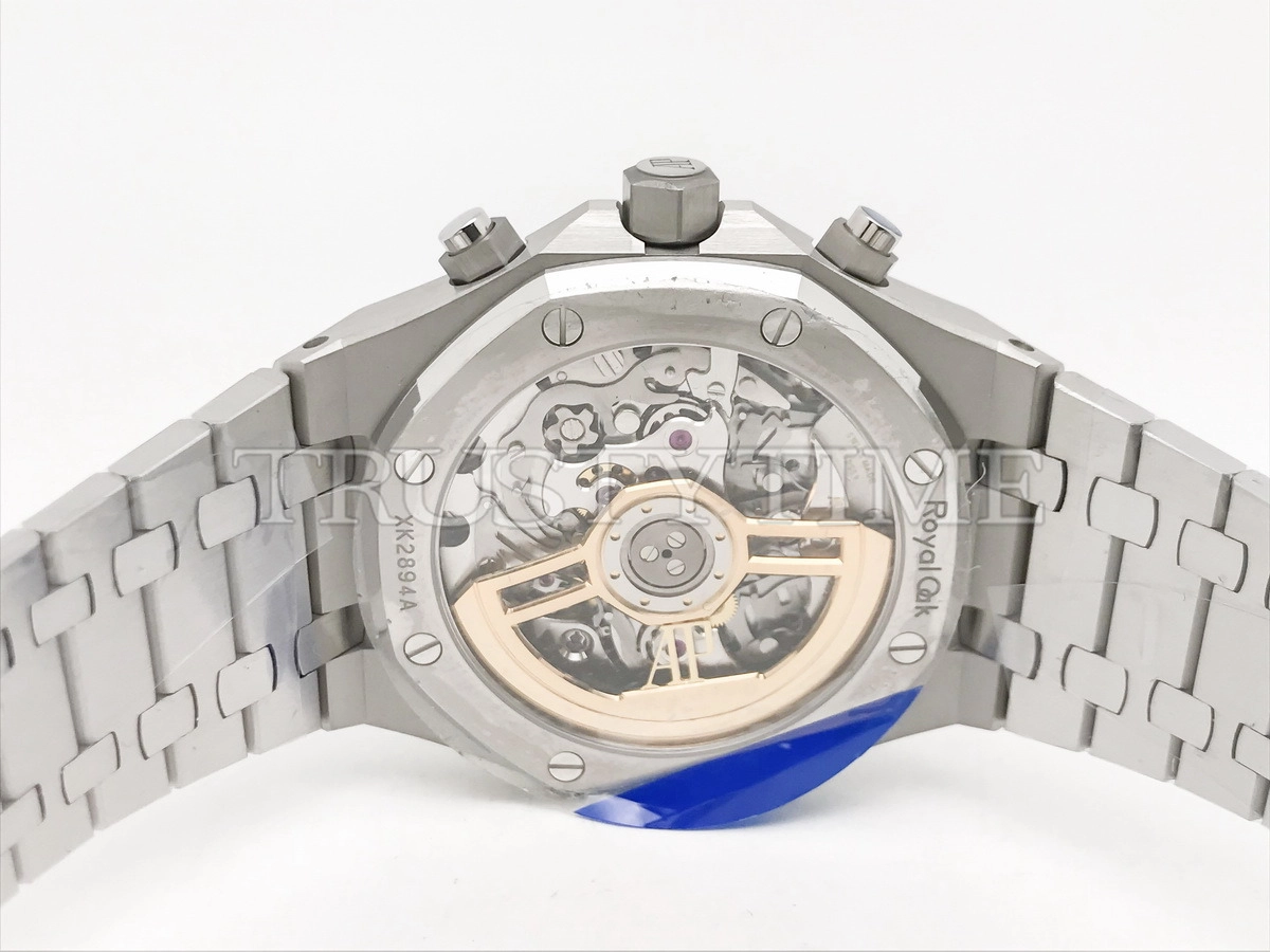 Копия часов Audemars Piguet Royal Oak Selfwinding Chronograph 26240ST.OO.1320ST.07