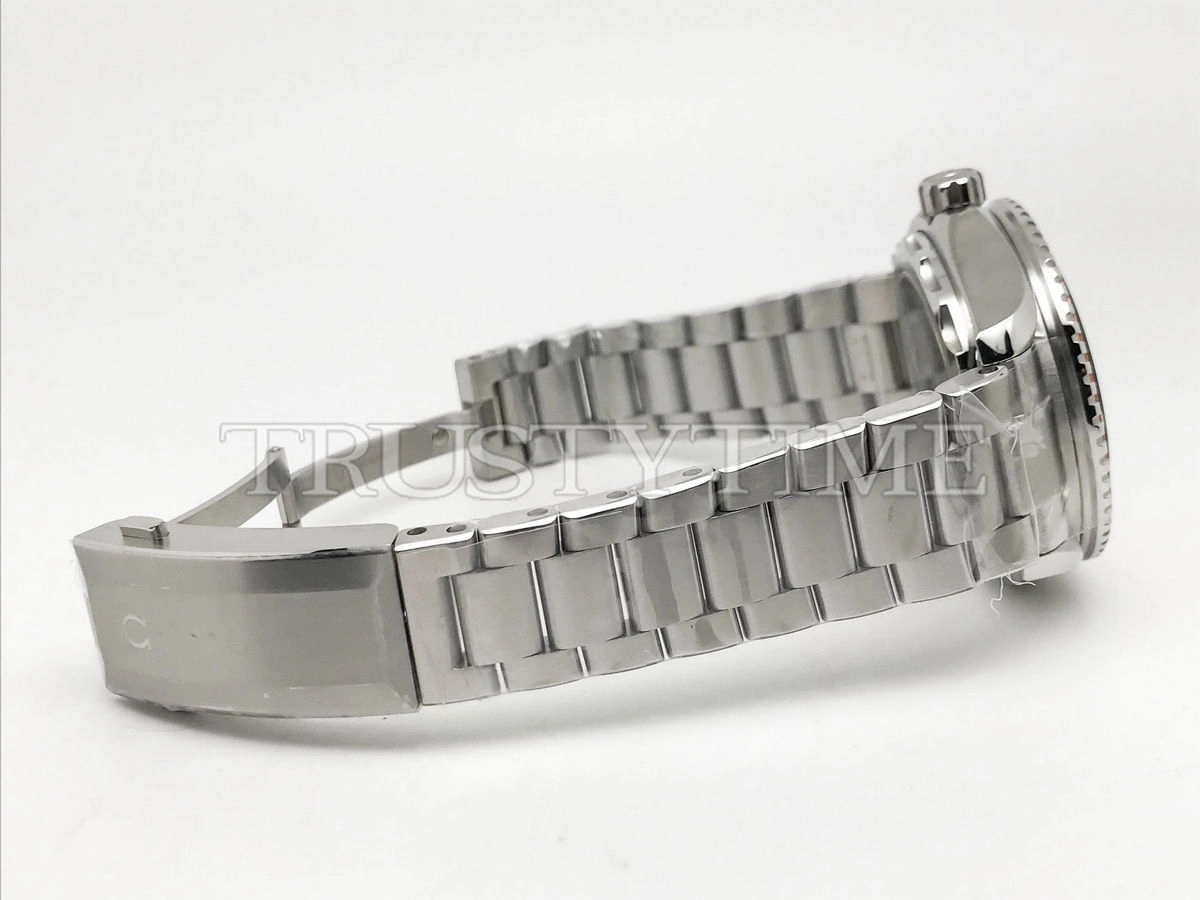 Копия часов Omega Seamaster Planet Ocean 6000m Co‑Axial Master Chronometer 45,5mm 215.30.46.21.06.001