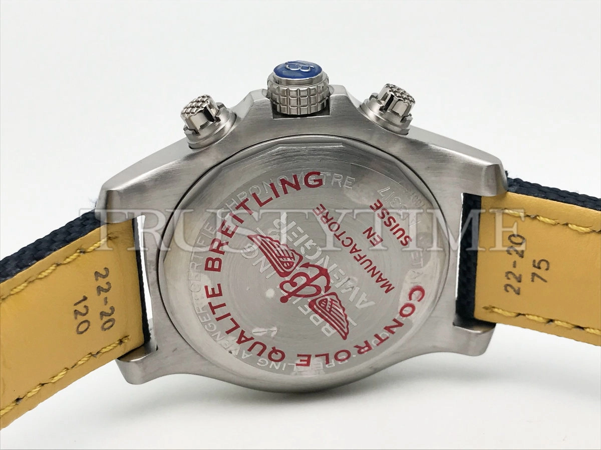 Копия часов Breitling Avenger Chronograph 45 A13317101C1X1