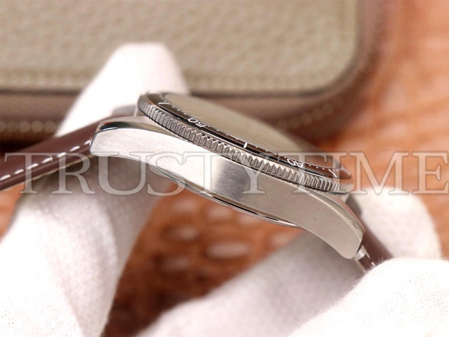 Копия часов Tag Heuer Autavia Isograph Calibre 5 42mm WBE5114.FC8266