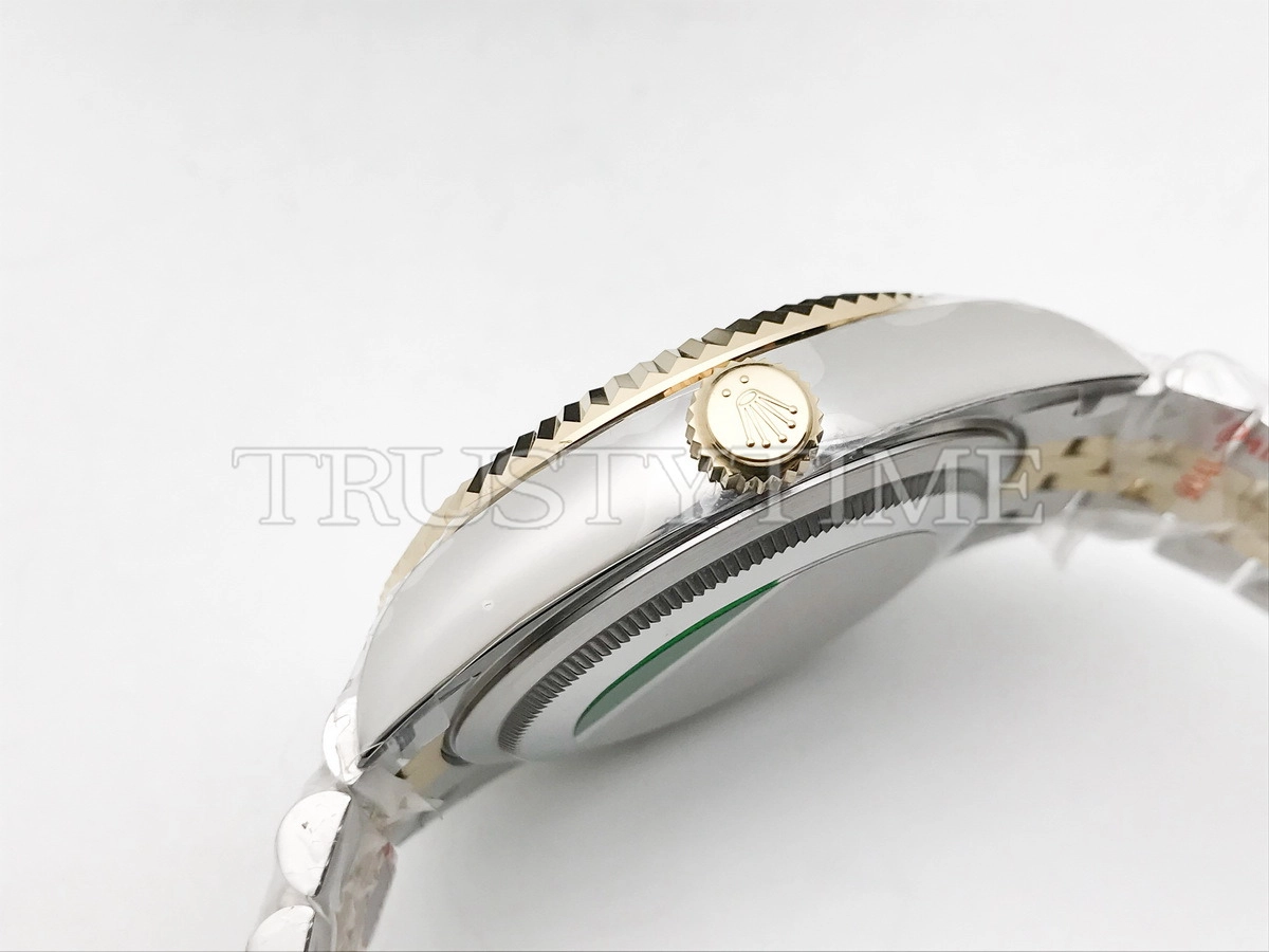 Копия часов Rolex Sky-Dweller 42mm 336933-0006