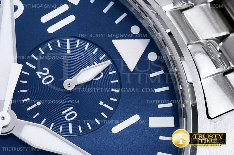 IWC Pilot’s Watch Spitfire Chronograph Edition Le Petit Prince 43mm IW377717 IWC Pilot’s Watch Spitfire Chronograph Edition Le Petit Prince 43mm IW377717