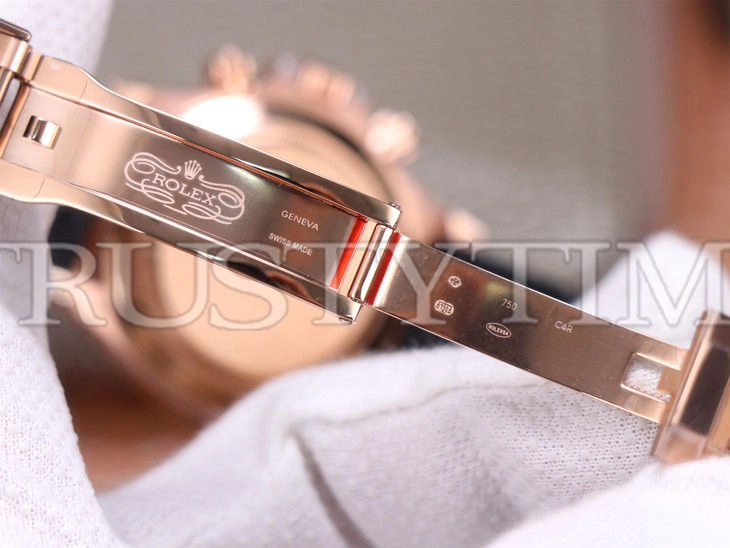 Копия часов Rolex Cosmograph Daytona Rainbow 116595RBOW Dimonds Dial Rubber Strap