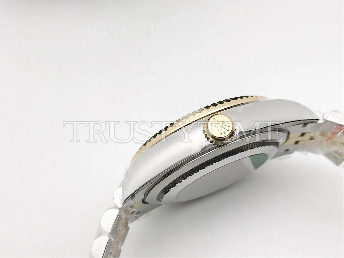 Копия часов Rolex Sky-Dweller 42mm 336933-0004