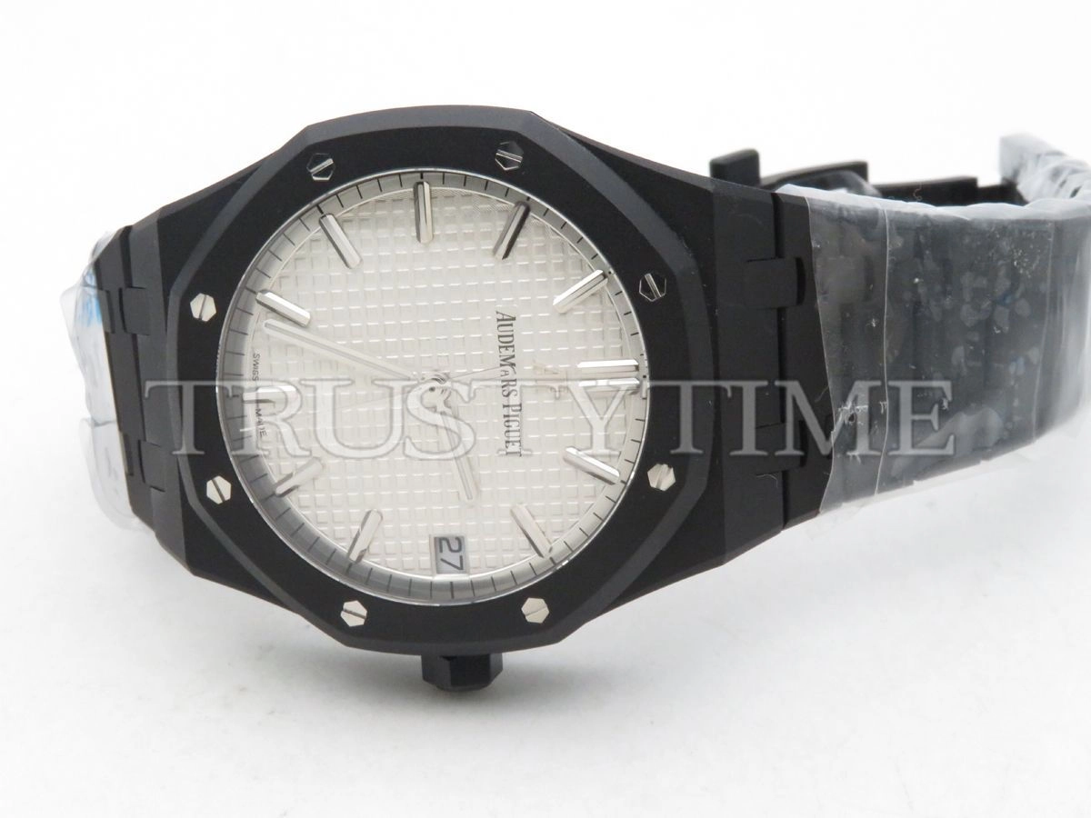 Копия часов Audemars Piguet Royal Oak Black Venom Custom 15500 White