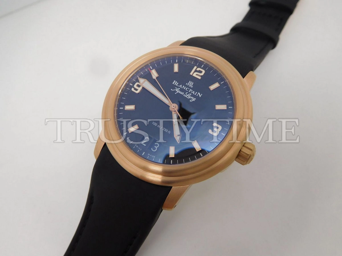 Копия часов Blancpain Leman Aqua Lung Grande Date 2850B-3630A-64B