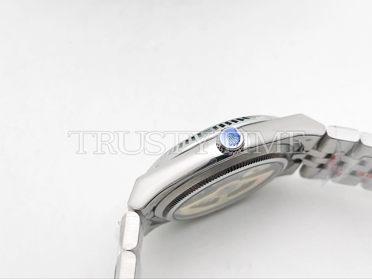 Копия часов Rolex Land-Dweller 36mm 127236-0001