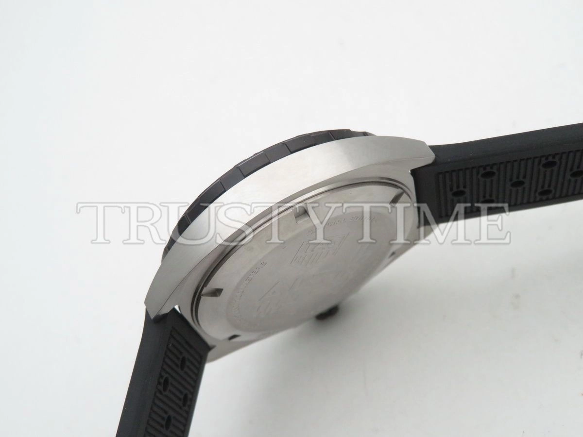 Копия часов Tag Heuer Formula 1 Quartz 41mm WAZ1117.FT8023